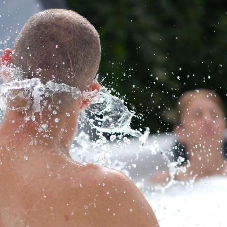 O Et Terre, Gite Ressourcement Bains Spa Cryo Sauna Et Foret Dormelles 외부 사진