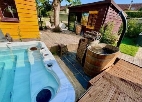 O Et Terre, Gite Ressourcement Bains Spa Cryo Sauna Et Foret Dormelles 외부 사진